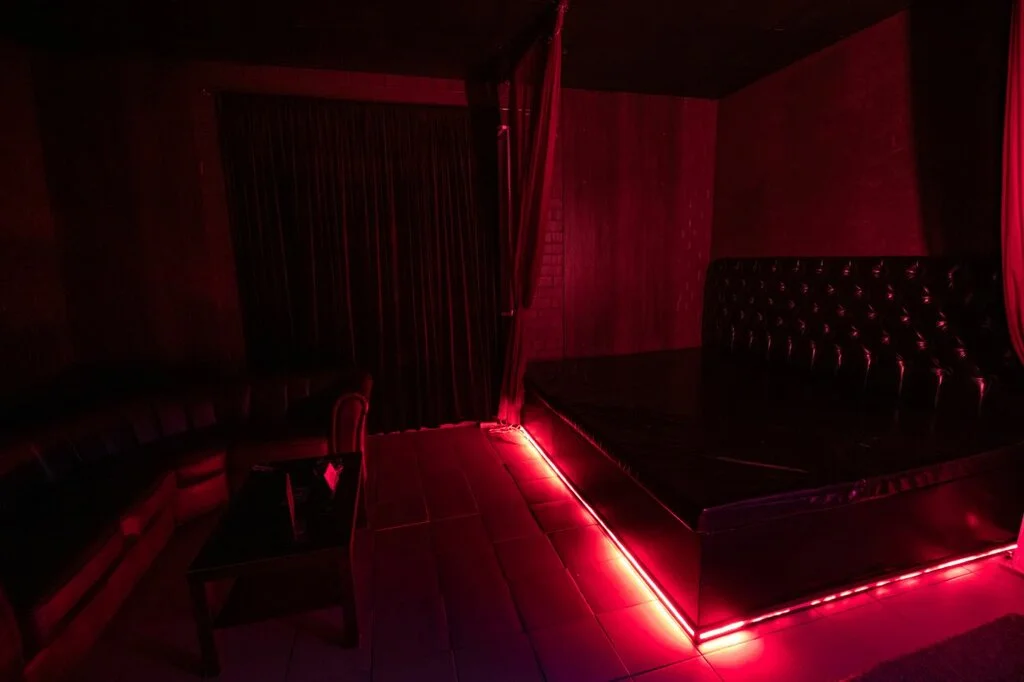 Lux Men's Club