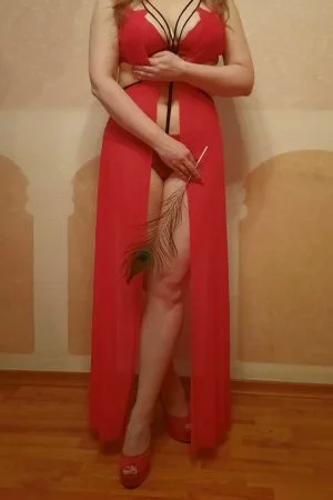 Светлана, 32 года — массаж в Челябинске