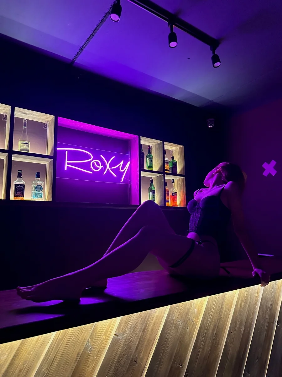 Салон «Roxy men's club»