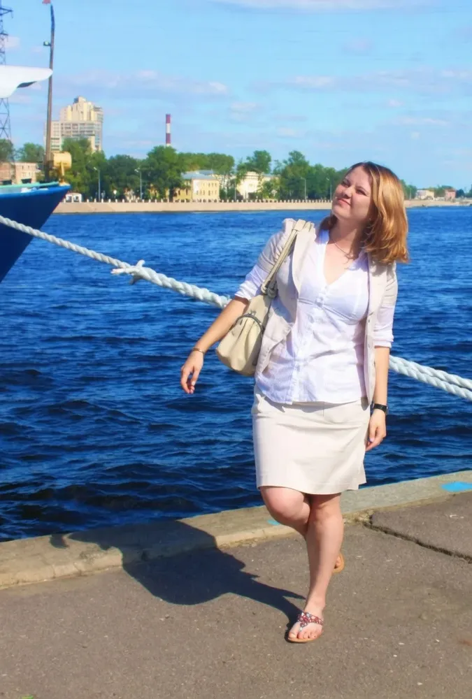 Юлия, 35 лет — эромассаж в Санкт-Петербурге